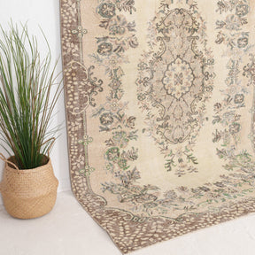 Delinin - Vintage Turkish Area Rug