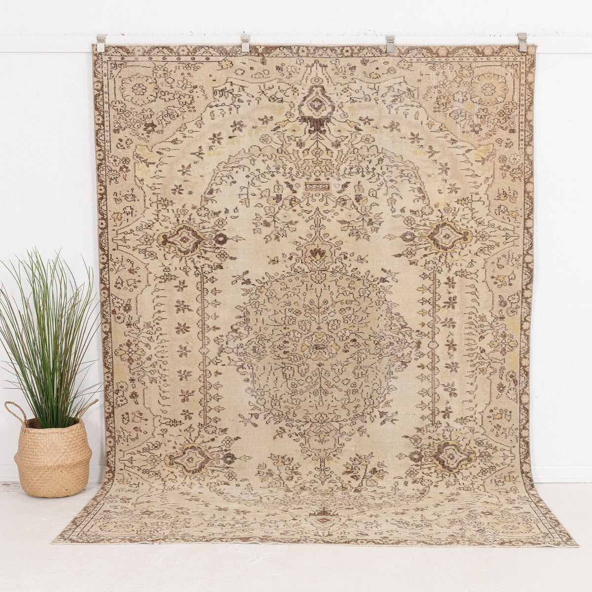 Delinella - Vintage Turkish Area Rug