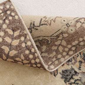 Brinelaria - Vintage Turkish Area Rug