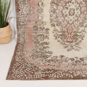 Brinelis - Vintage Turkish Area Rug