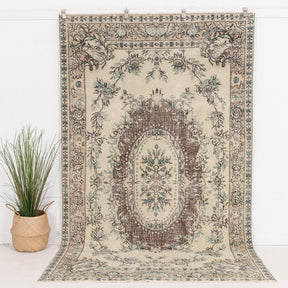 Brinelin - Vintage Turkish Area Rug