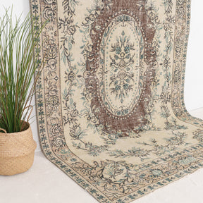Brinelin - Vintage Turkish Area Rug