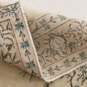 Brinelin - Vintage Turkish Area Rug