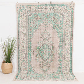 Amdiress - Vintage Turkish Area Rug