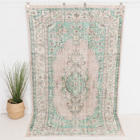 Amdiress - Vintage Turkish Area Rug