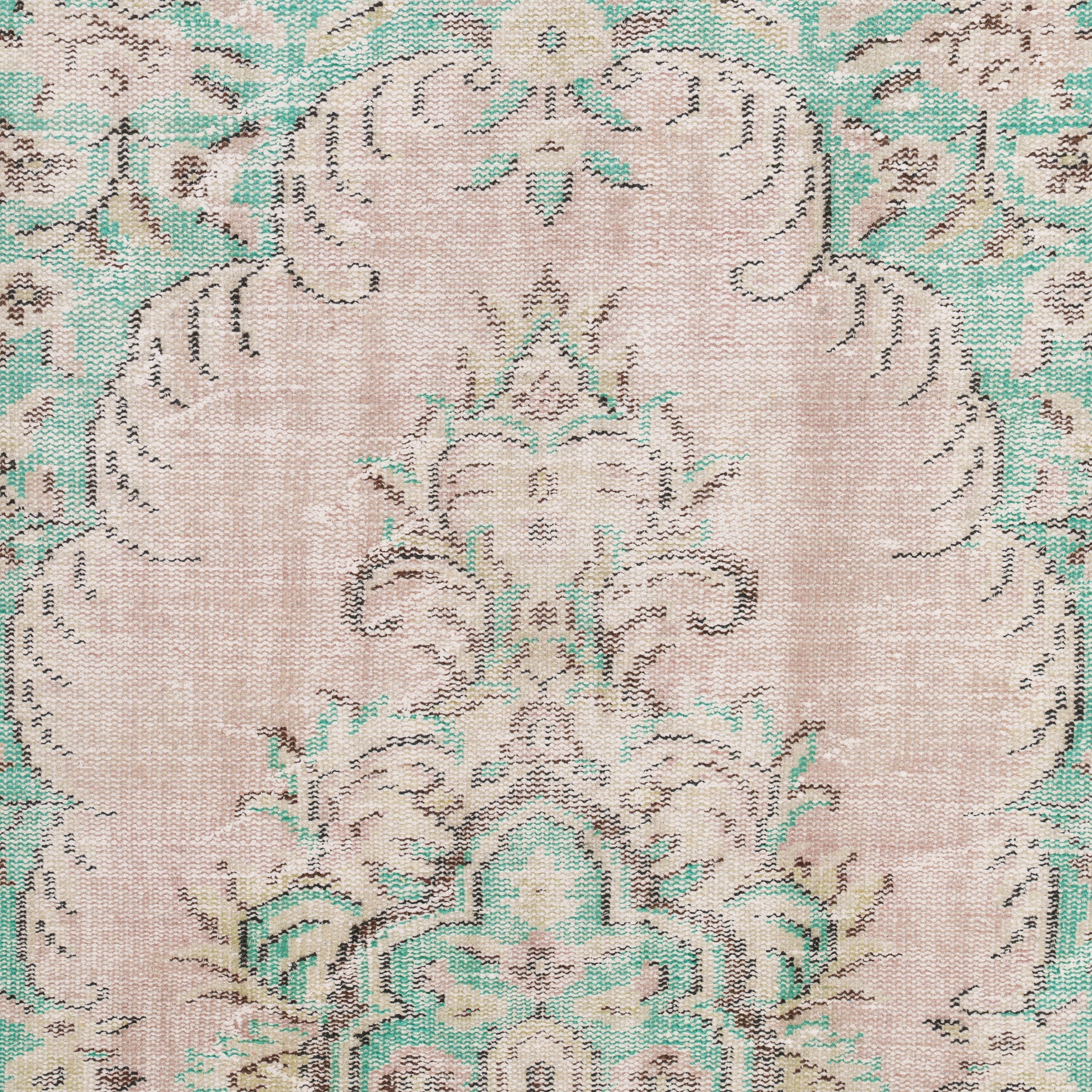 Amdiress - Vintage Turkish Area Rug