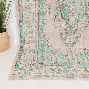 Amdiress - Vintage Turkish Area Rug