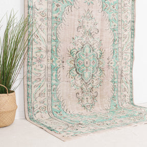 Amdiress - Vintage Turkish Area Rug