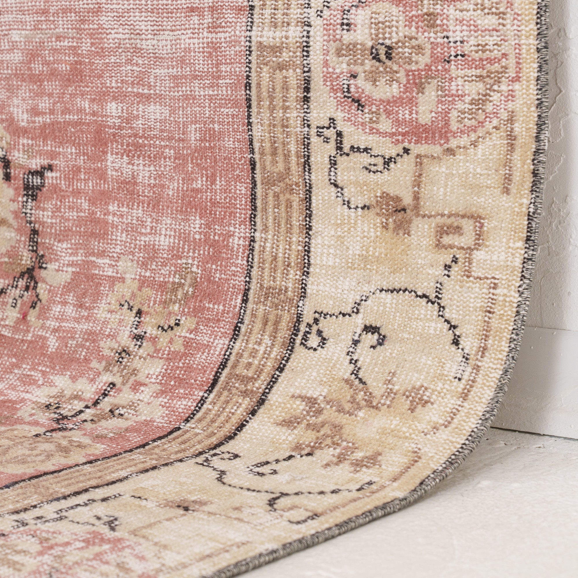 Amdirine - Vintage Turkish Area Rug