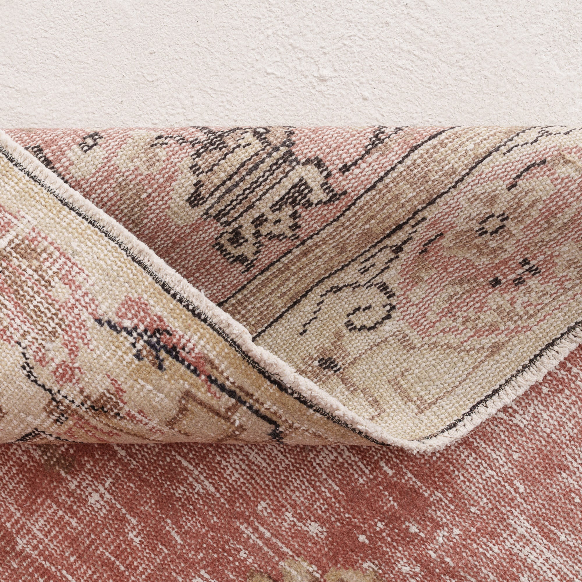 Amdirine - Vintage Turkish Area Rug