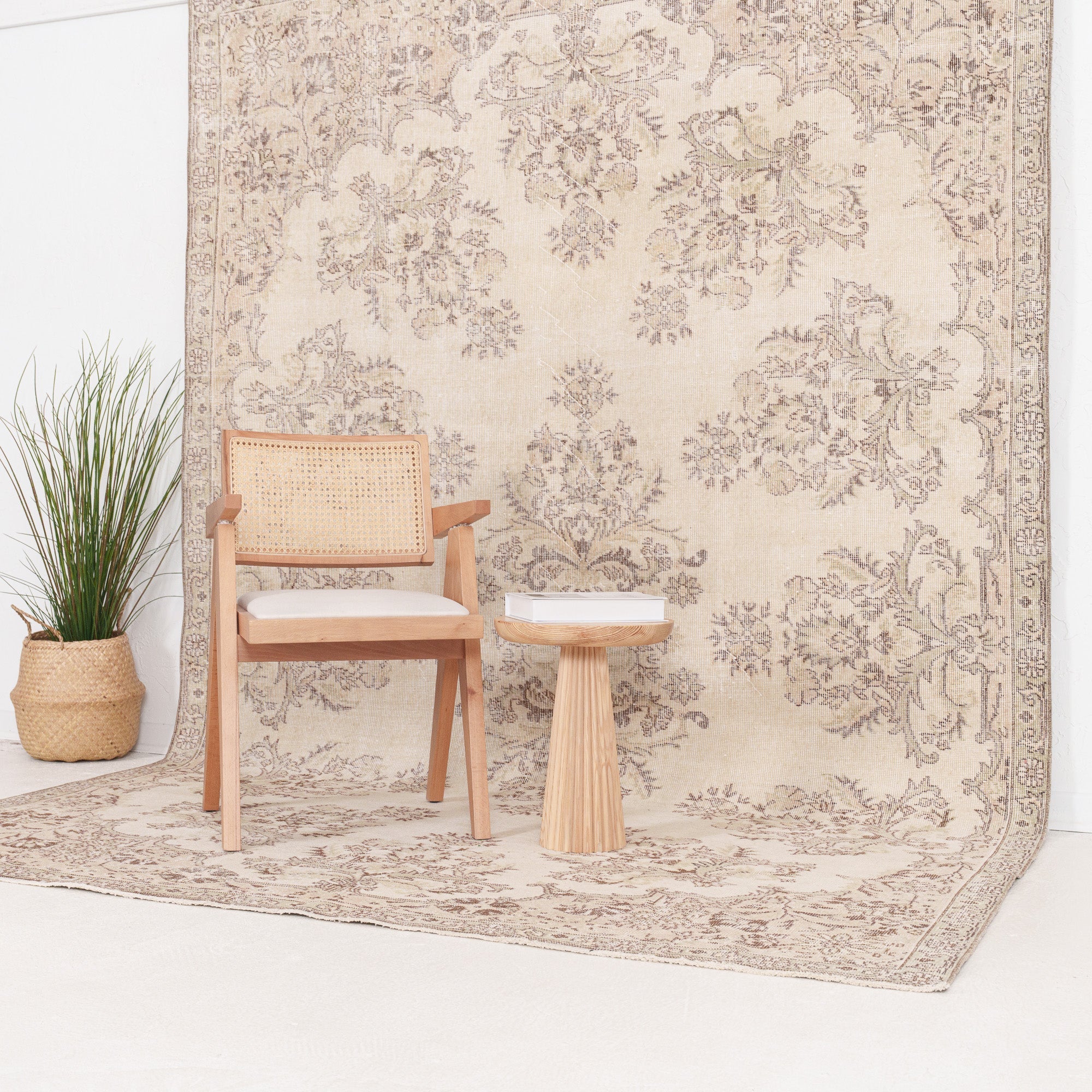 Amdirara - Vintage Turkish Area Rug