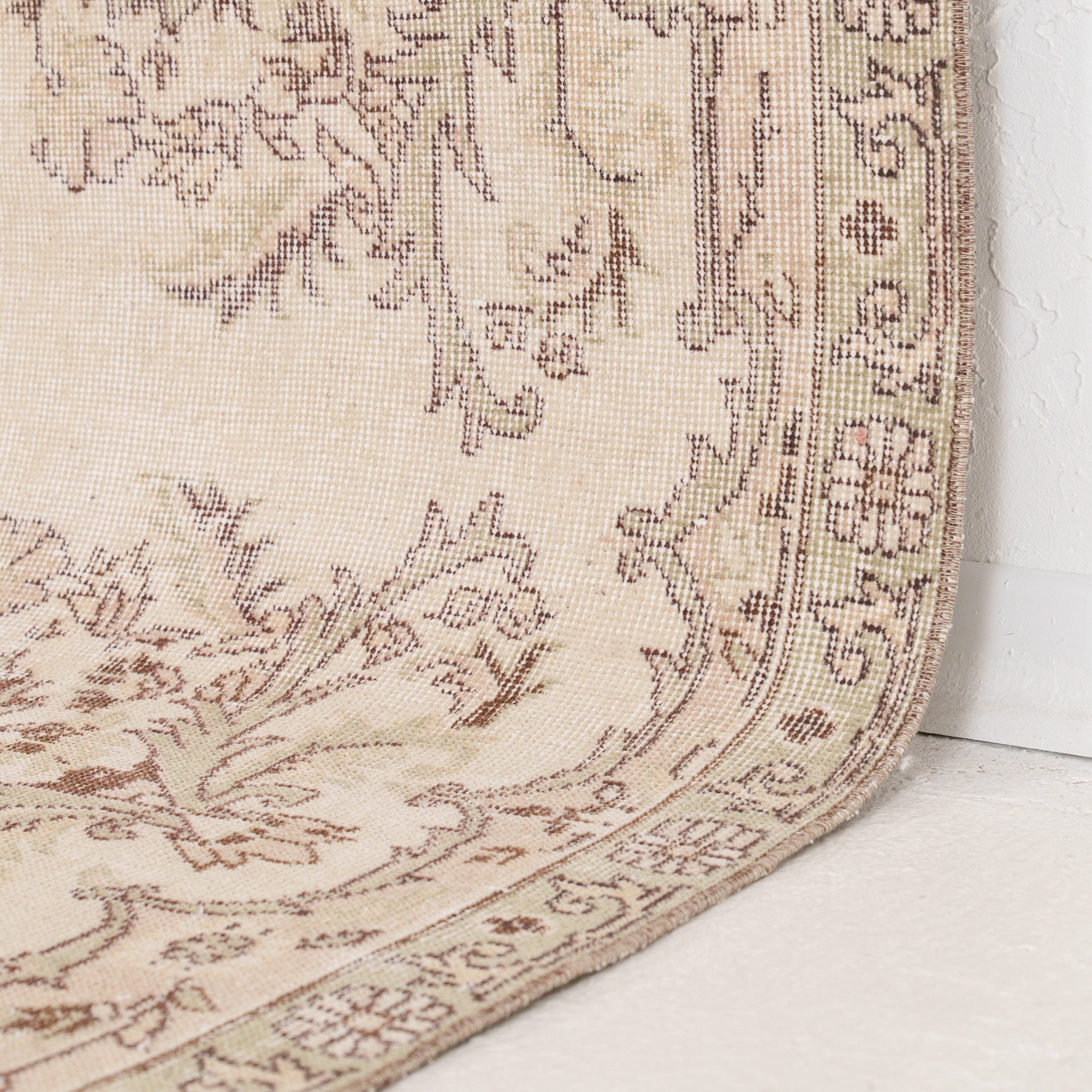 Amdirara - Vintage Turkish Area Rug