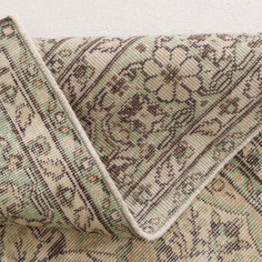 Amdirin - Vintage Turkish Area Rug