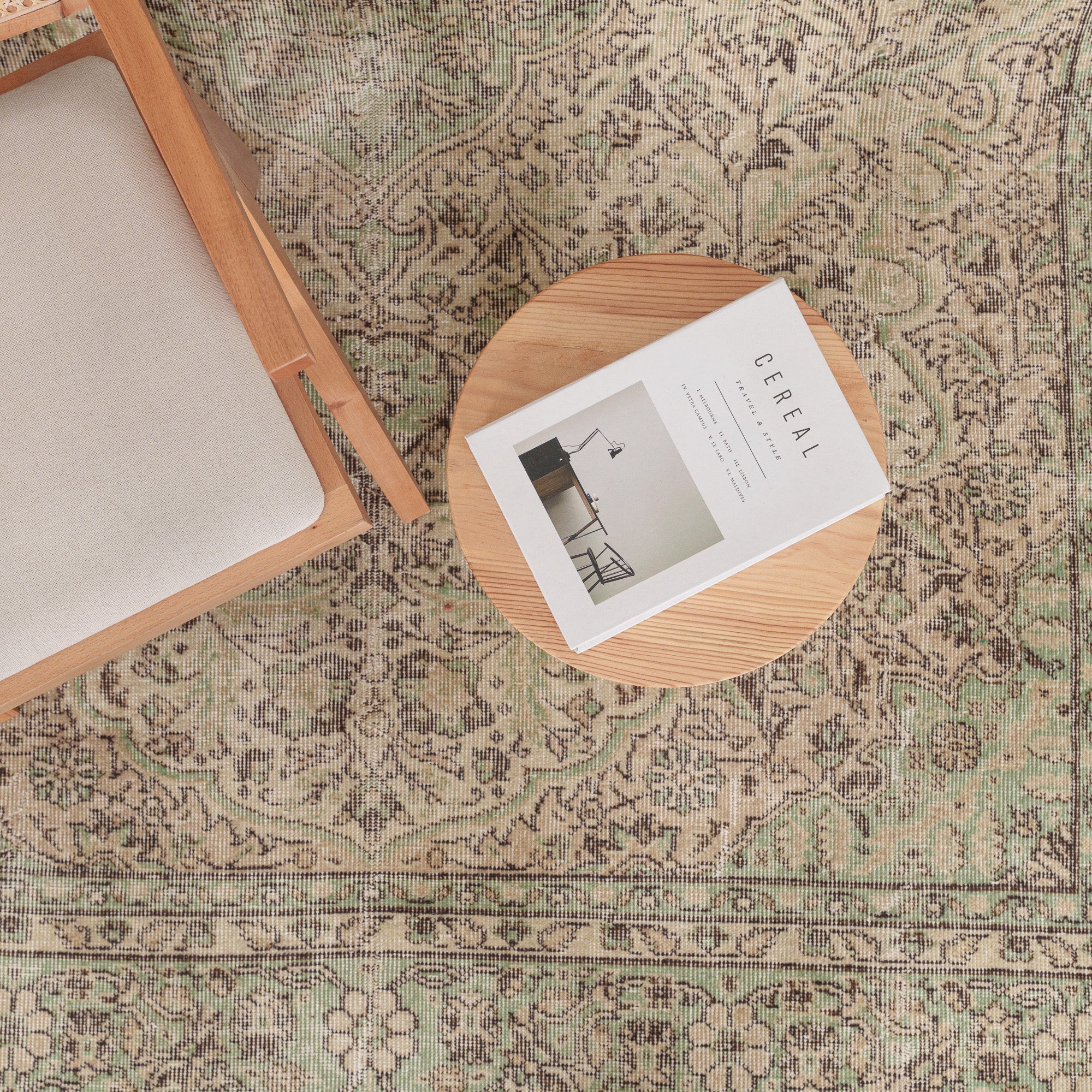 Amdirin - Vintage Turkish Area Rug