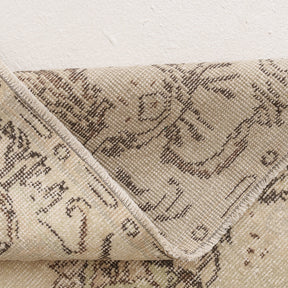 Amdirena - Vintage Turkish Area Rug