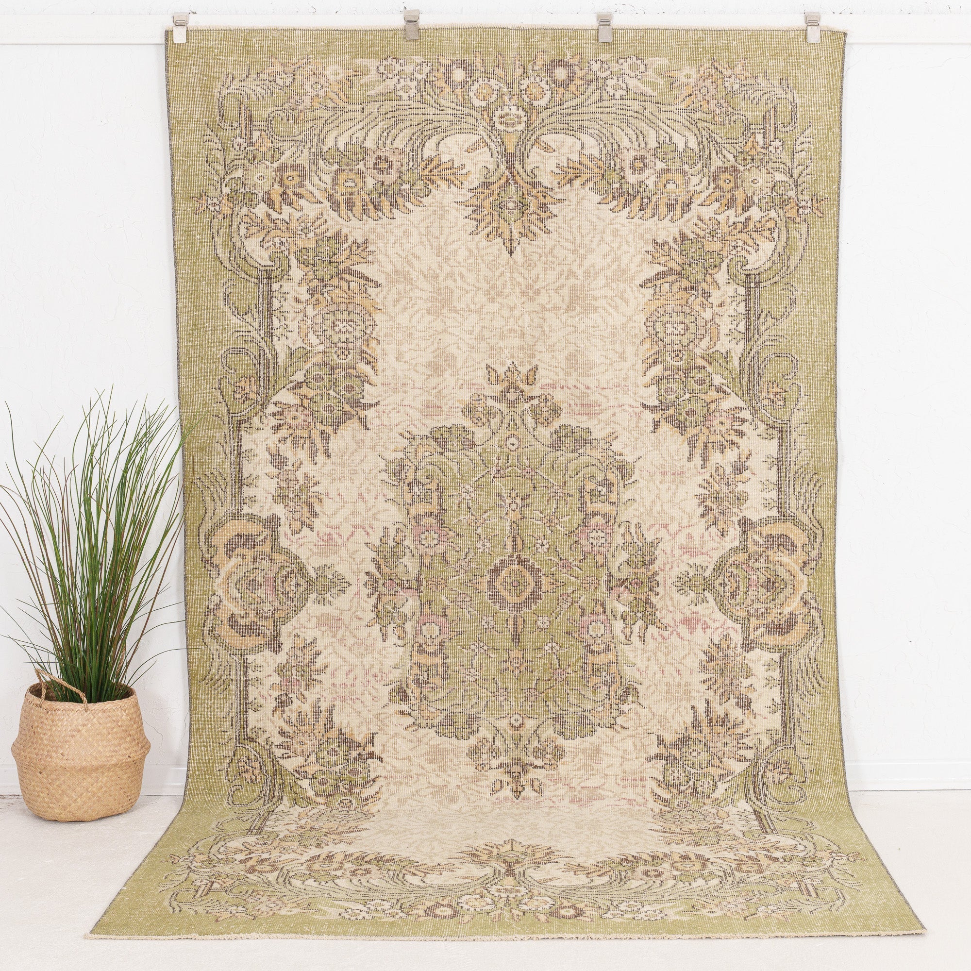 Amdira - Vintage Turkish Area Rug