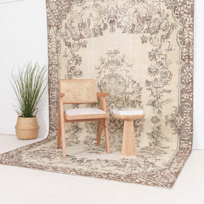 Zaerinis - Vintage Turkish Area Rug