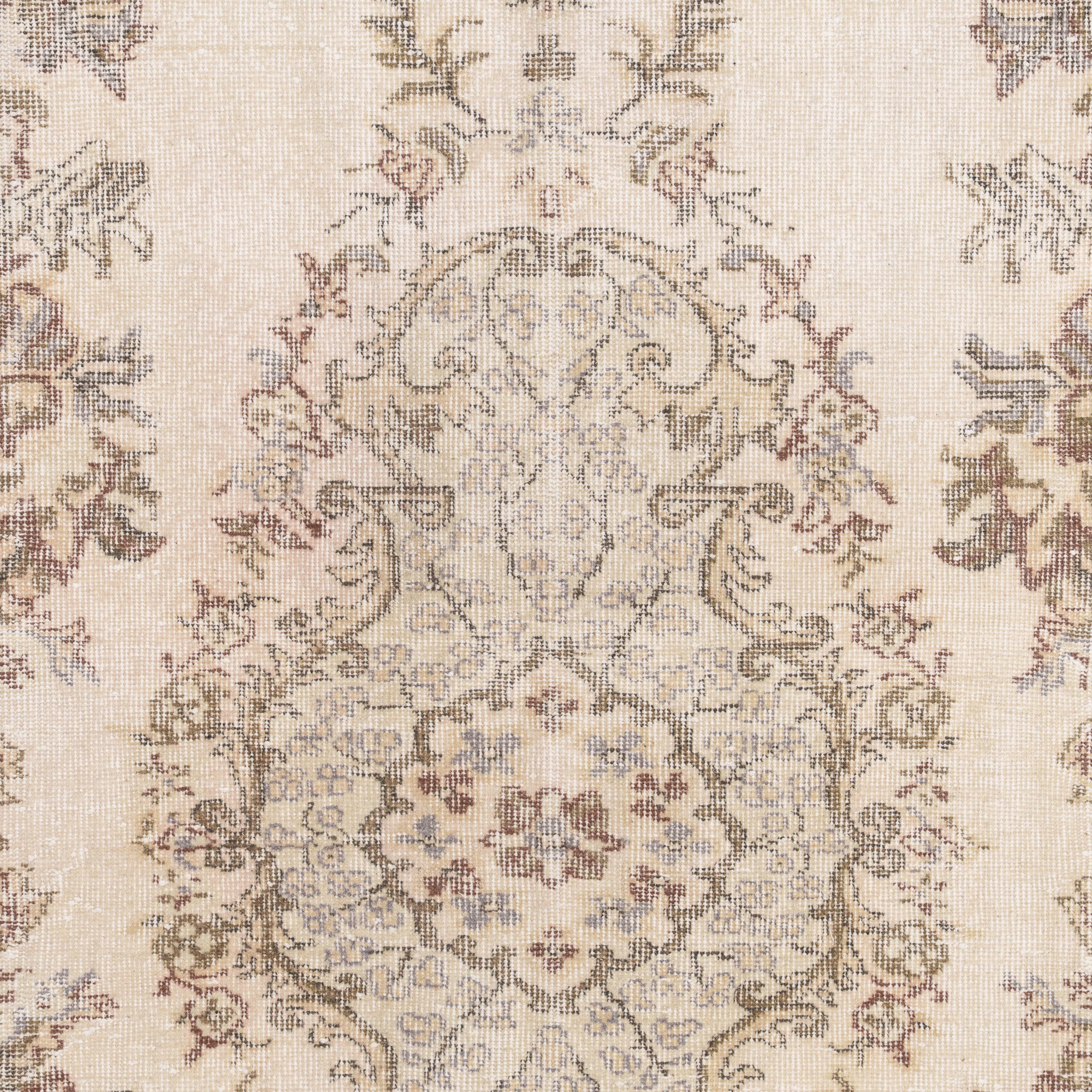 Zaerinine - Vintage Turkish Area Rug