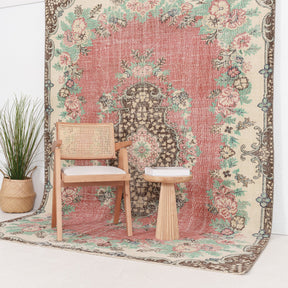 Zaerinaria - Vintage Turkish Area Rug