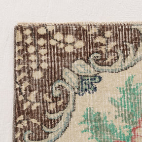 Zaerinaria - Vintage Turkish Area Rug