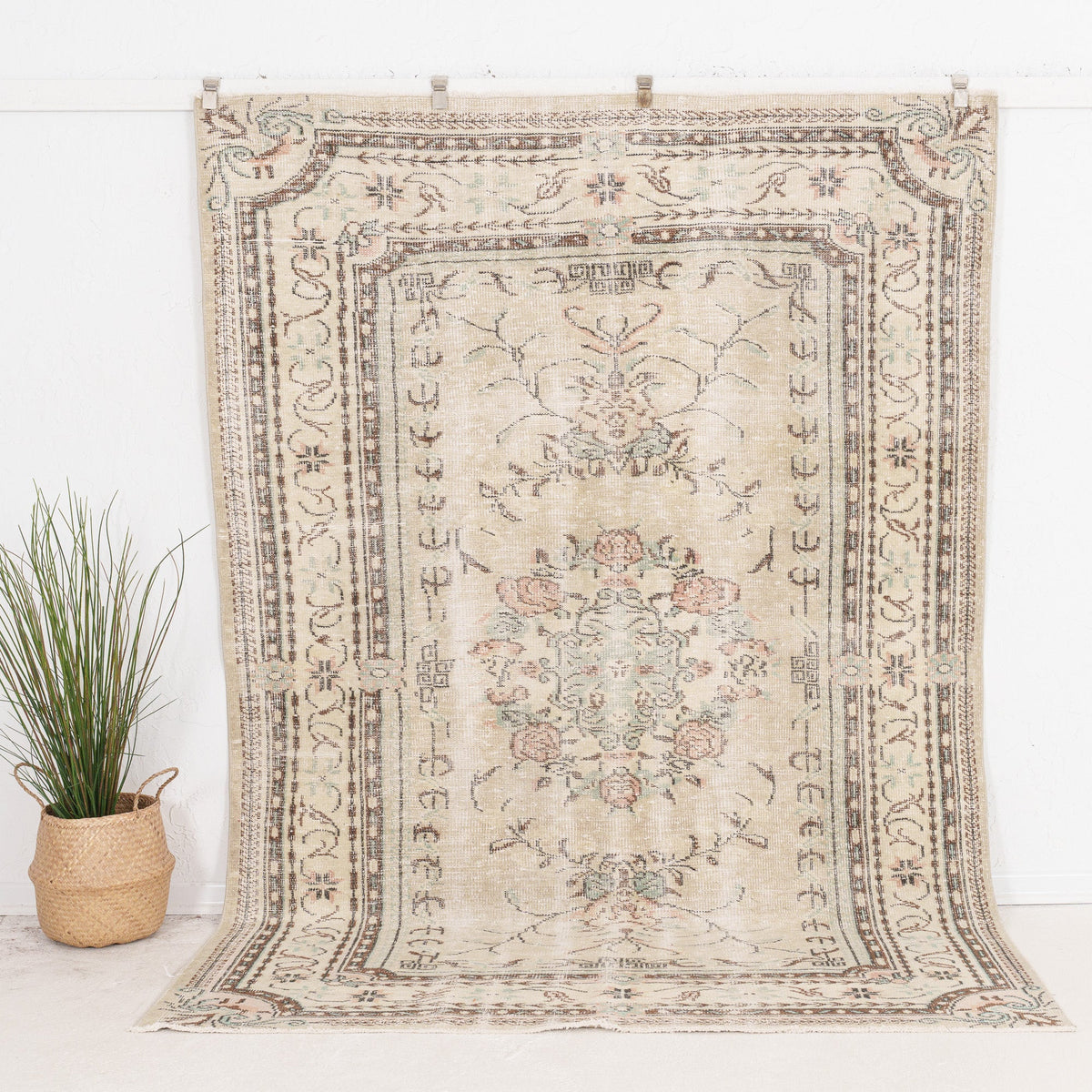 Yaelisa - Vintage Turkish Area Rug