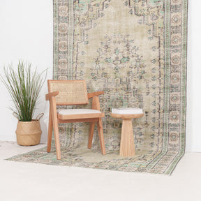 Yaelisella - Vintage Turkish Area Rug