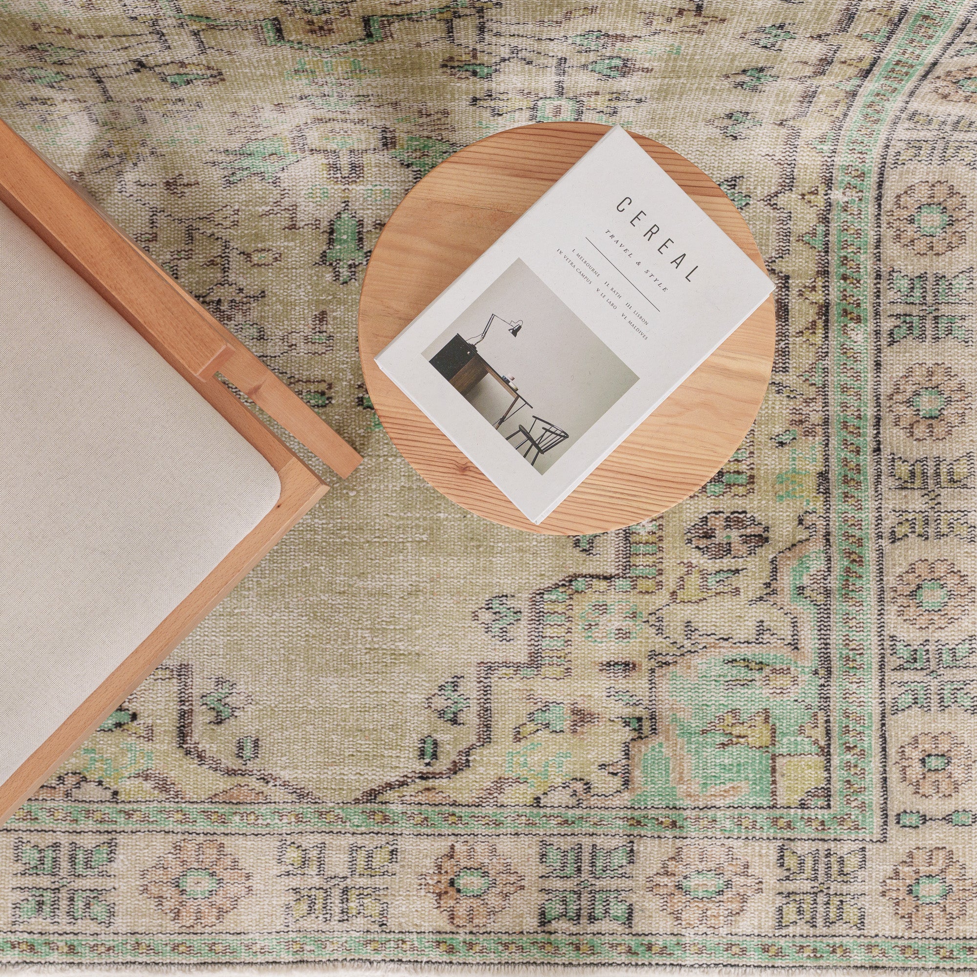 Yaelisella - Vintage Turkish Area Rug