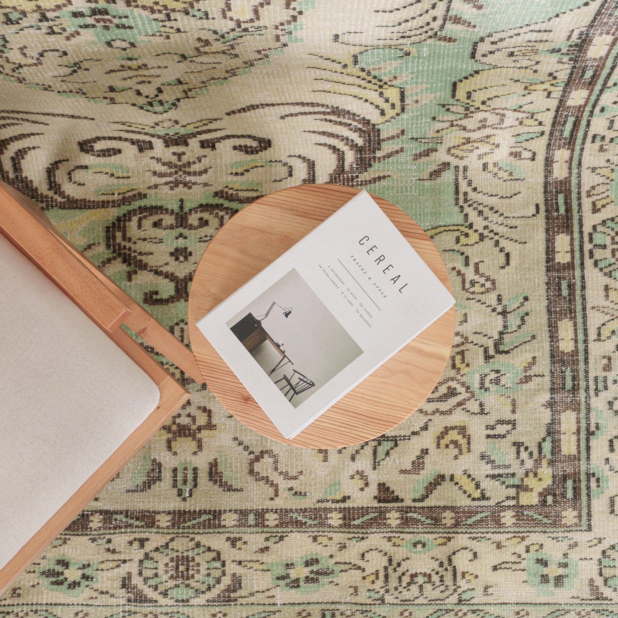 Yaelisena - Vintage Turkish Area Rug