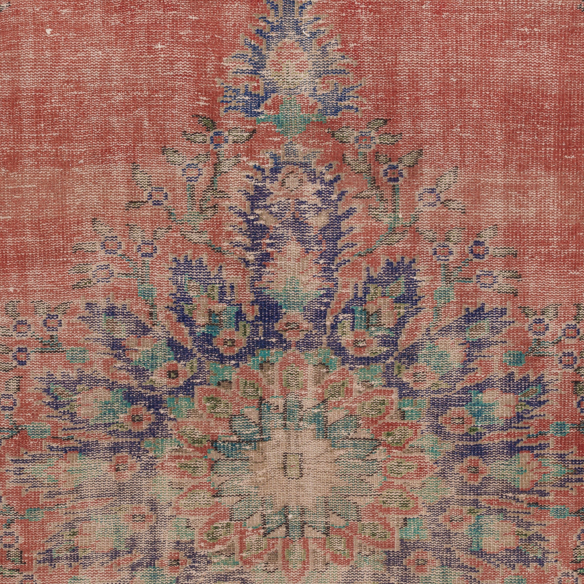 Yaelisin - Vintage Turkish Area Rug