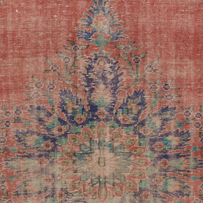 Yaelisin - Vintage Turkish Area Rug