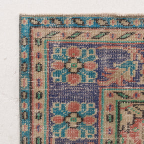Yaelisin - Vintage Turkish Area Rug