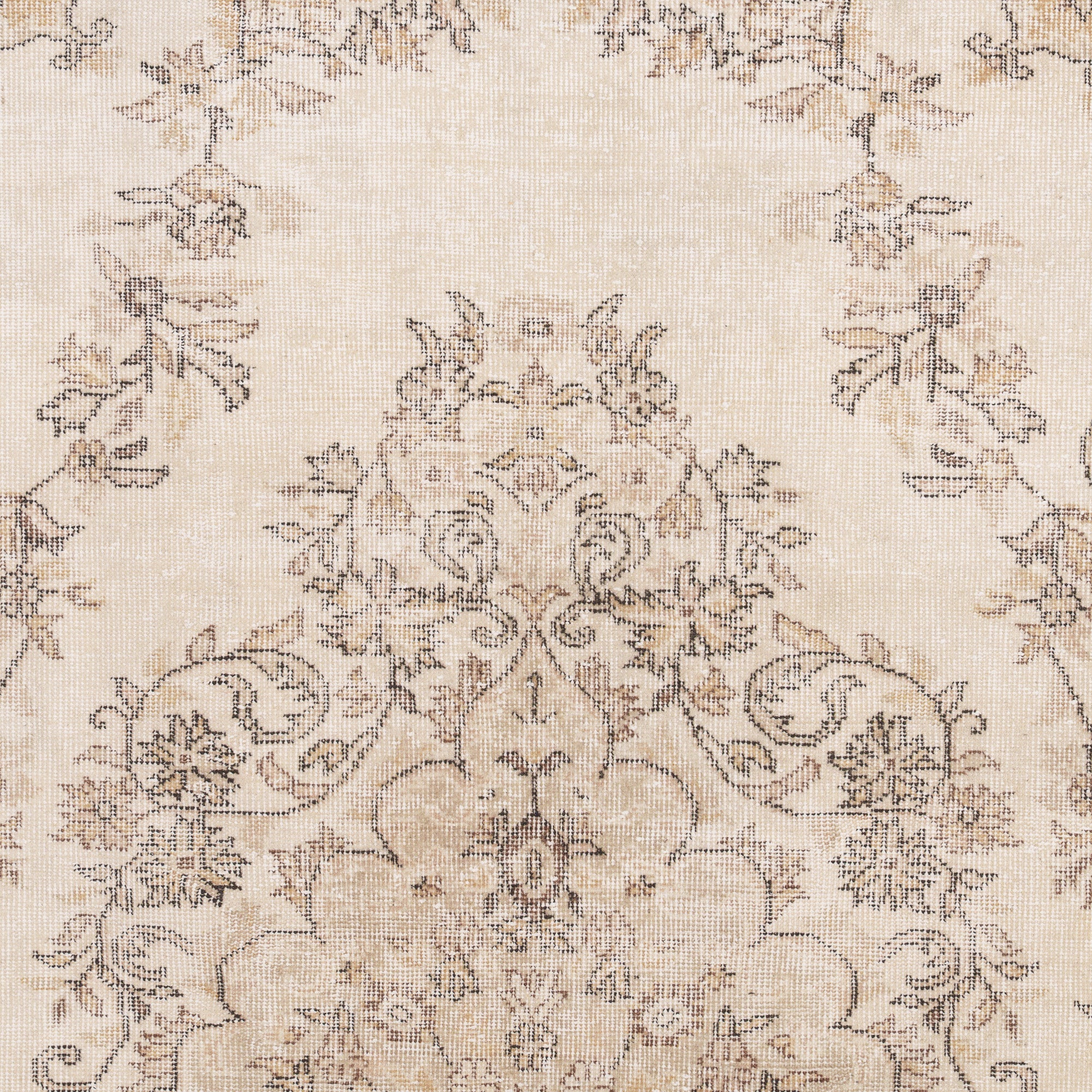 Yaelisaria - Vintage Turkish Area Rug