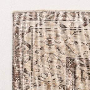 Yaelisaria - Vintage Turkish Area Rug