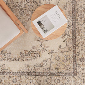 Yaelisaria - Vintage Turkish Area Rug