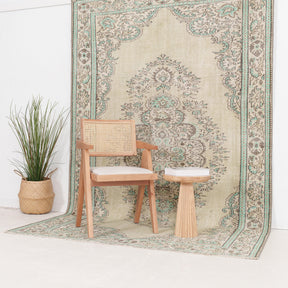 Yaelisess - Vintage Turkish Area Rug