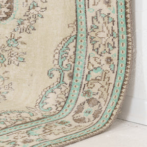Yaelisess - Vintage Turkish Area Rug