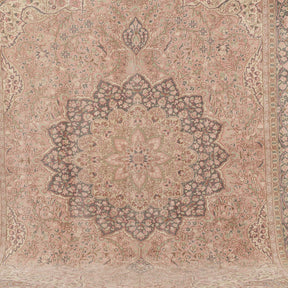 Xaerisia - Vintage Turkish Area Rug