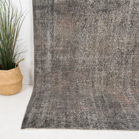 Neravine - Vintage Turkish Area Rug
