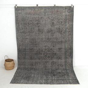 Renelle - Vintage Persian Rug, Handwoven Masterpiece