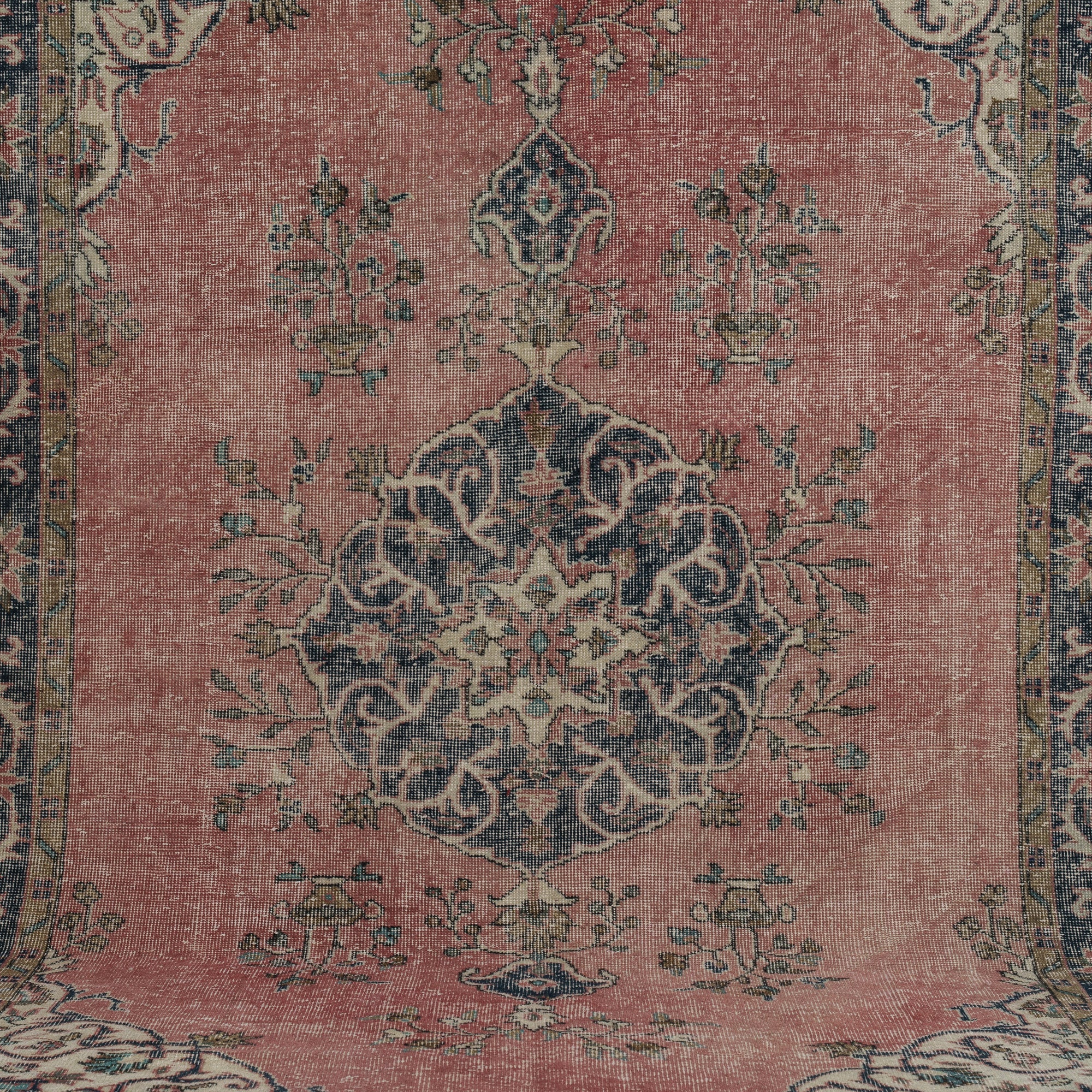 Zelina - Elegant Living Room Rug, Antique Charm