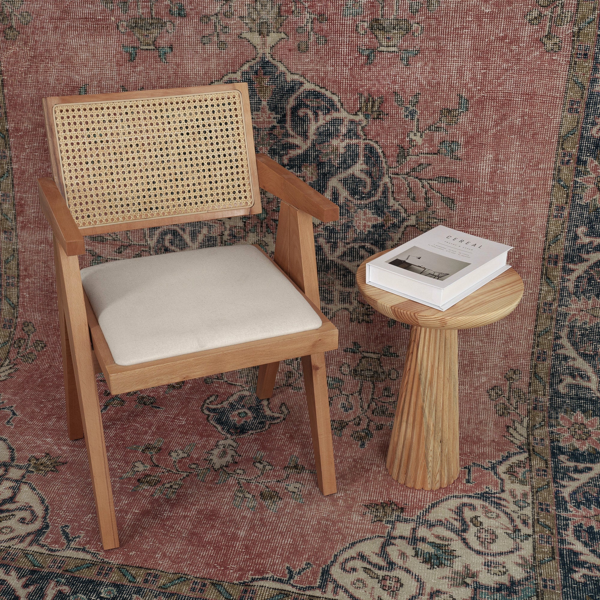Zelina - Oriental Rug, Timeless & Exquisite