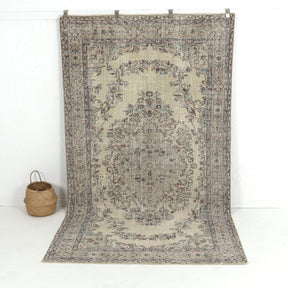 Selmina - Oriental Rug, Handcrafted for Luxury Living