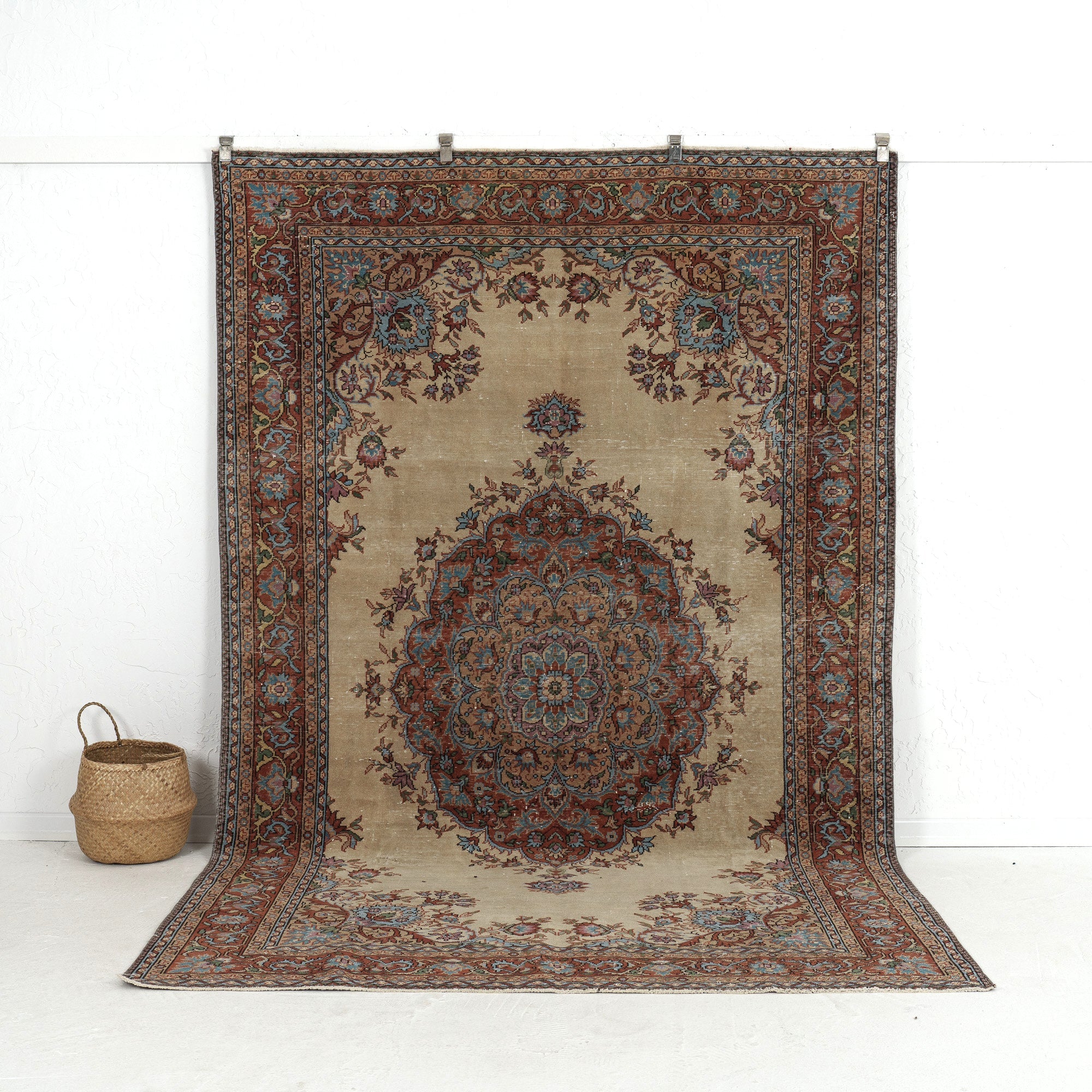 6' x 10' - Vintage Turkish Area Rug, Beige - Sorelle | Kuden Rugs