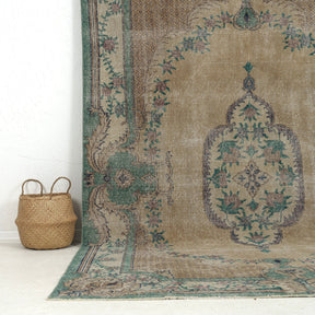 Authentic 7x10 area rug from turkish, in subtle beige tones