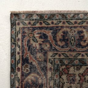 Classic area rug in 6x9 dimensions, crafted in turkish