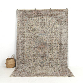 Delira - Dining Room Rug, Antique Oriental Masterpiece