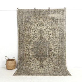 Tovisa - Elegant Living Room Rug, Antique Charm