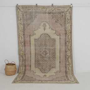 pink vintage 5x9 area rug - perfect for the living room, bedroom, entryway, office, kitchen & dining