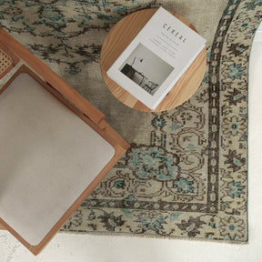 Xelina - Oriental Vintage Rug, Collector's Edition