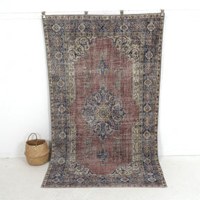 Iridessa - Oriental Rug, Handcrafted for Luxury Living